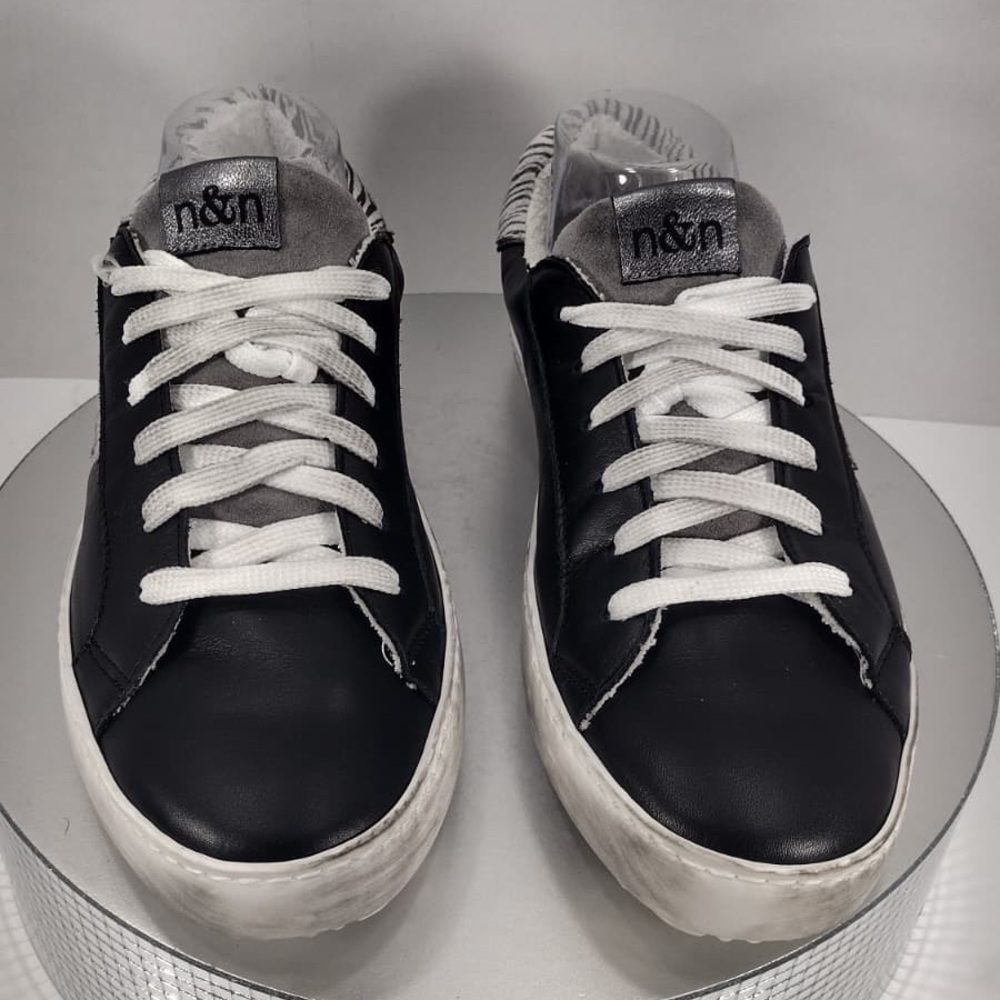 Nila&nila Black womens Sneakers size 40/9 brand new w/out box and tags